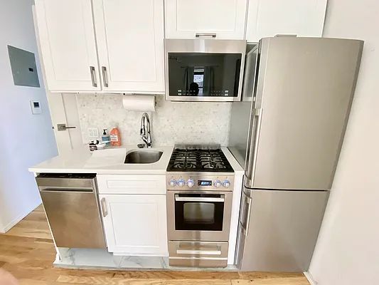 Rented by JM Preston Properties LLC | media 9