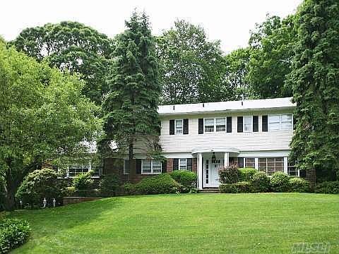 1st image of 30 Redwood Dr