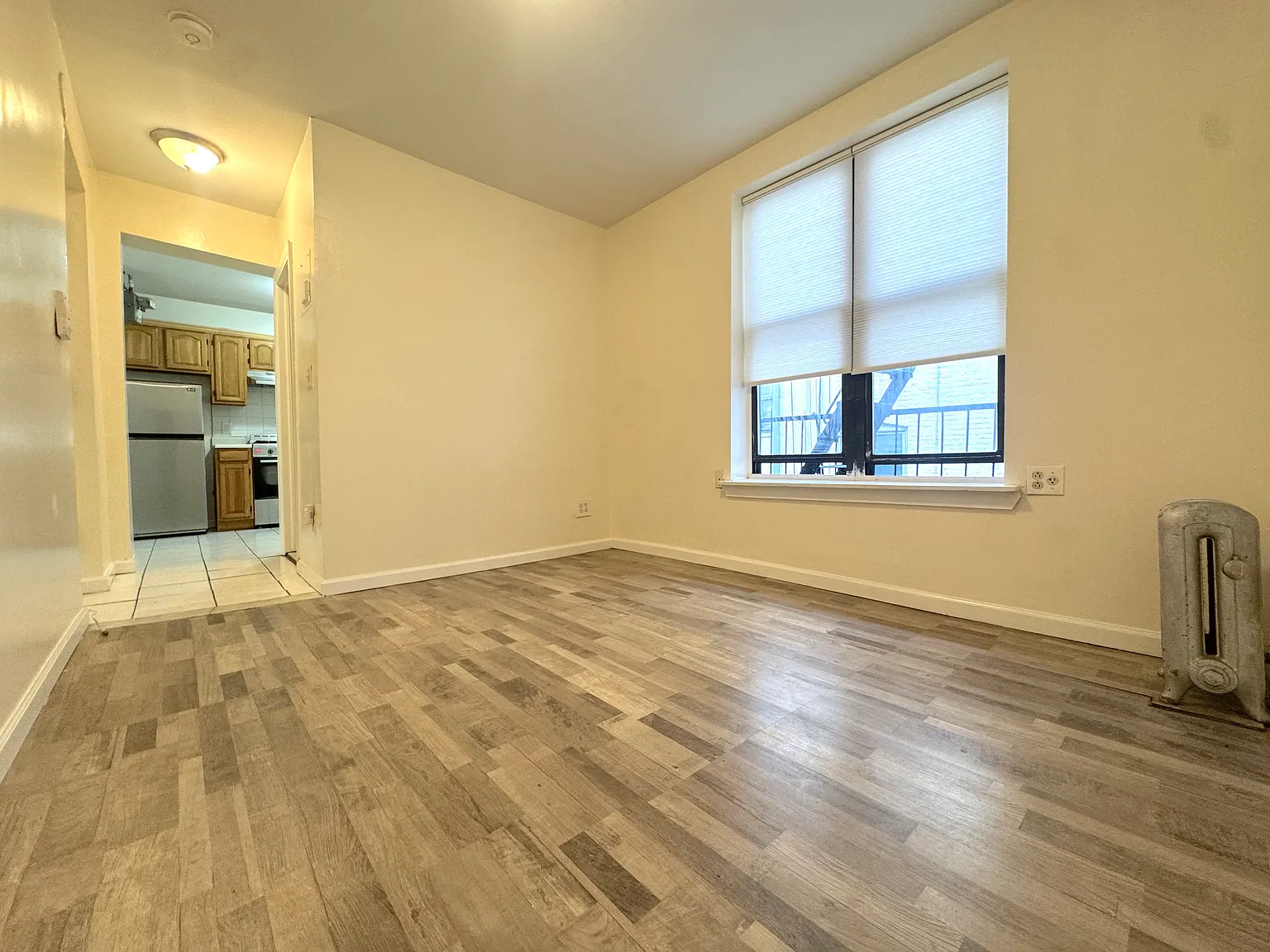 252 South Fourth Street — Photo 1