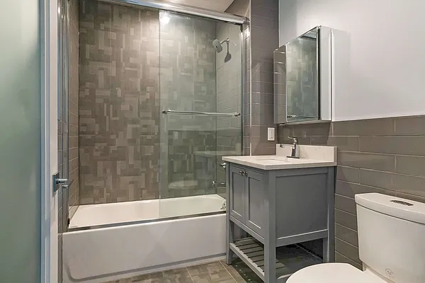 Rented by EXR | media 13