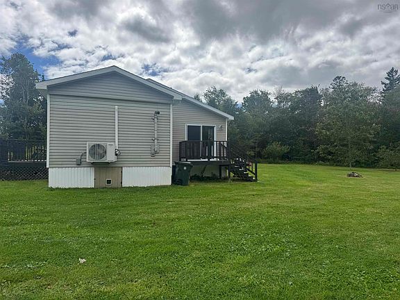 3rd image of 285 Mill Pond Rd