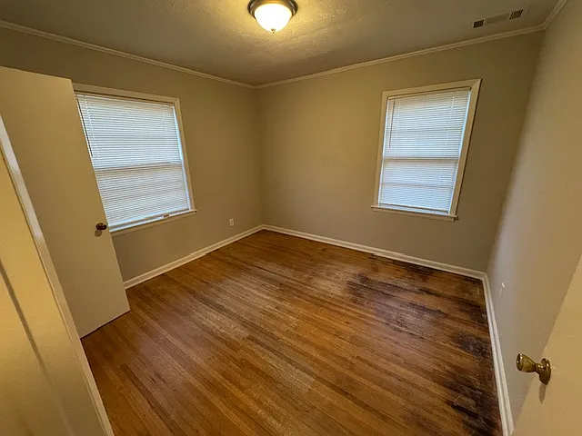 833 Harvey Cv — Photo 7