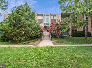 2910 Kings Chapel Rd #4/15, Falls Church, VA 22042