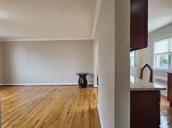 41-04 20th Road image 7 of 17