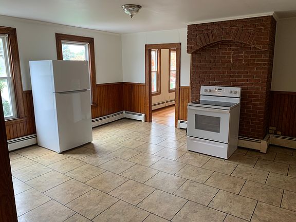 5th image of 281 Alfred St #303