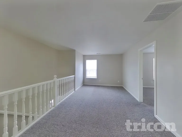 1032 Central Park Blvd S — Photo 16