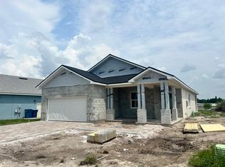 2083 Maverics Dr, Mulberry, FL 33860