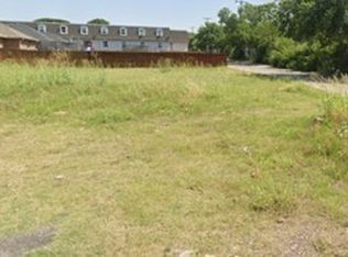 11 Higgins Ave, Cockrell Hill, TX 75211
