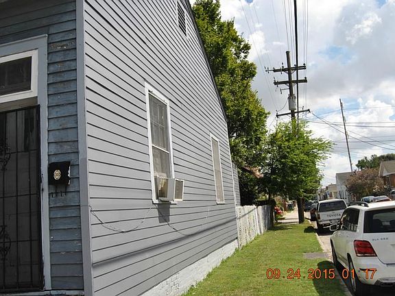 2nd image of 3250-54 Laurel St