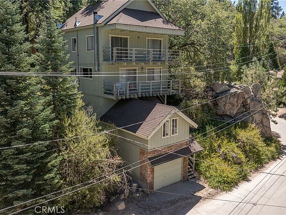 5th image of 709 Ridge