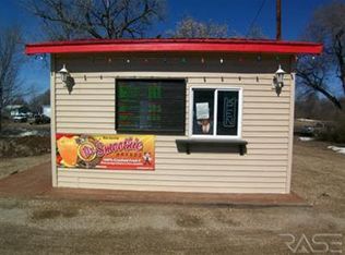 151 E 4th St, Parker, SD 57053