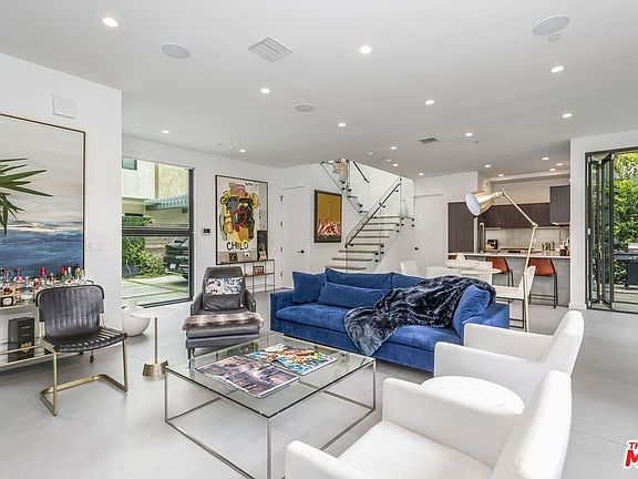 5th image of 370 1/2 N San Vicente Blvd