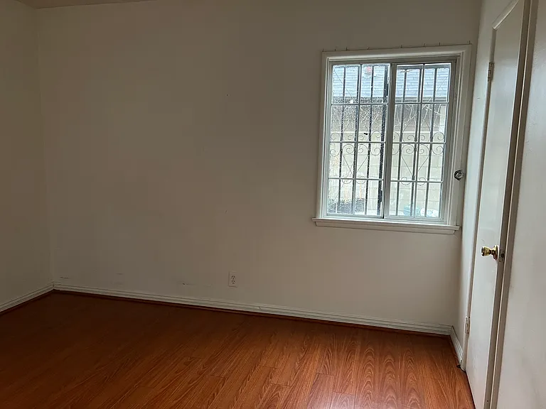 916 N Normandie Ave #7 — Photo 5