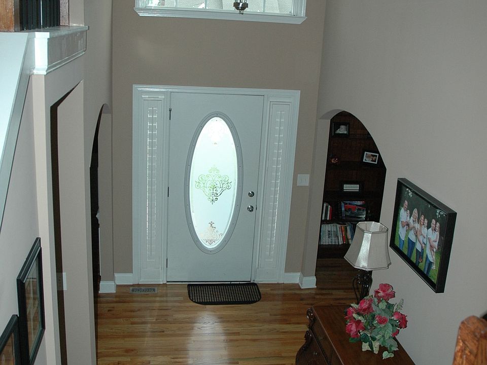 1st image of 334 Pecan Ct
