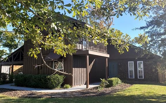 2nd image of 3509 Adrienne Ln