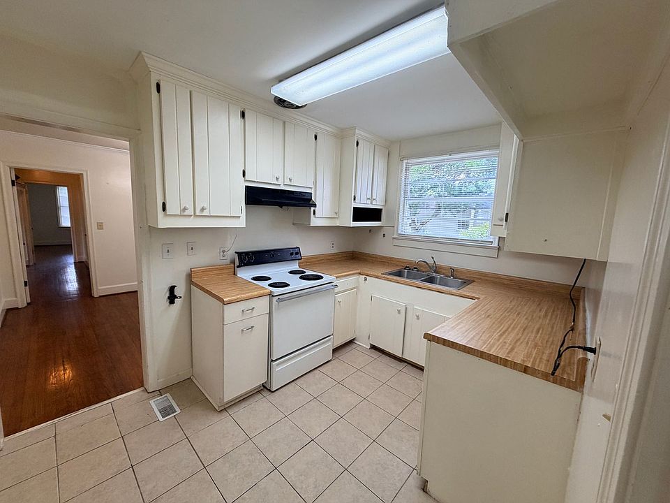 1st image of 114 High St #0