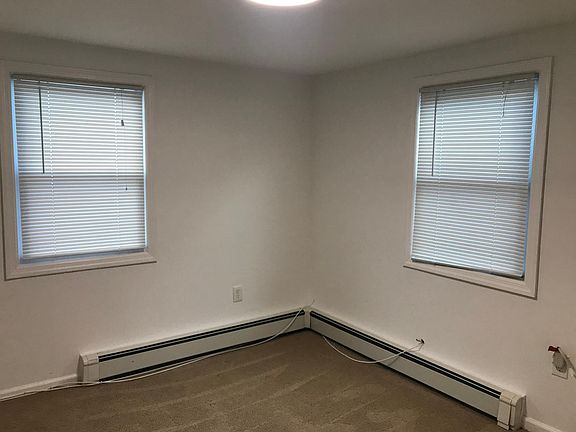 4th image of 321 Hawthorne Ave Floor 2