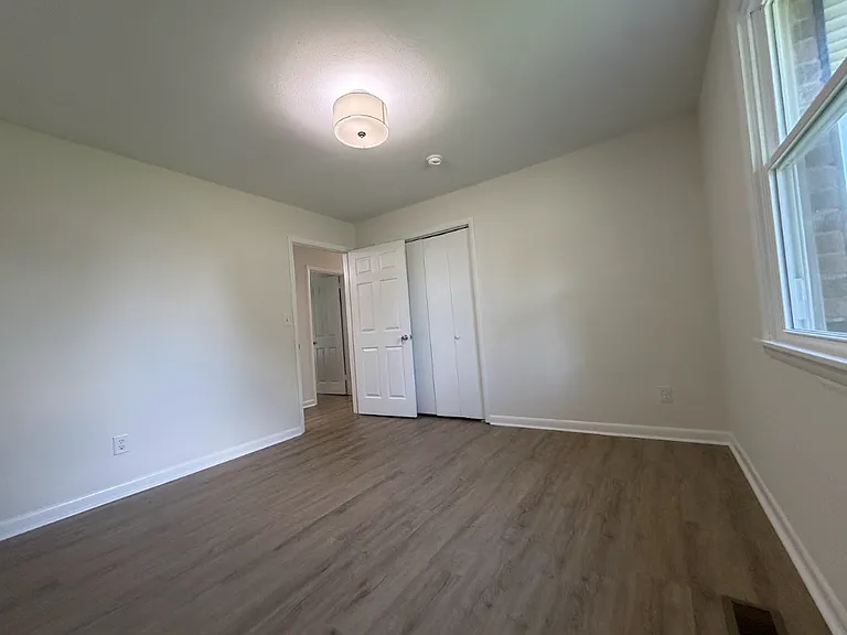 6815 Cooks Ave — Photo 16