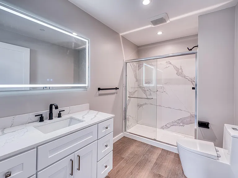 4202 Telegraph Ave #204 — Photo 11
