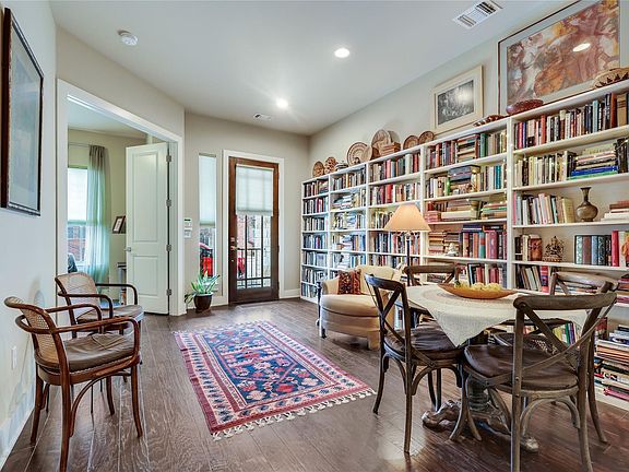 5th image of 4533 Mattie St