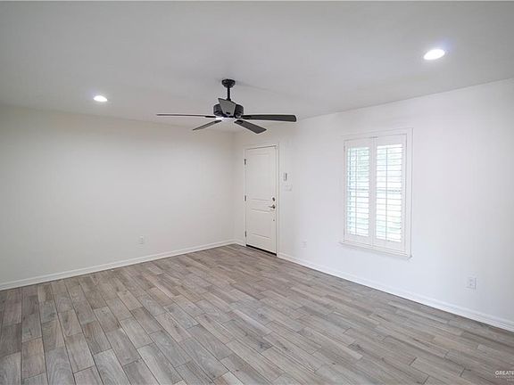 4th image of 3820 N 7th Ct APT 6