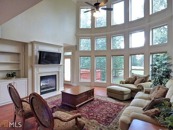 2nd image of 804 Stafford Ct