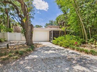 9525 Periwinkle Dr, Vero Beach, FL 32963