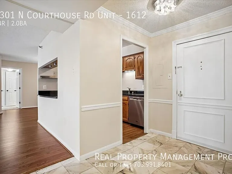 1301 N Courthouse Rd #1612 — Photo 4