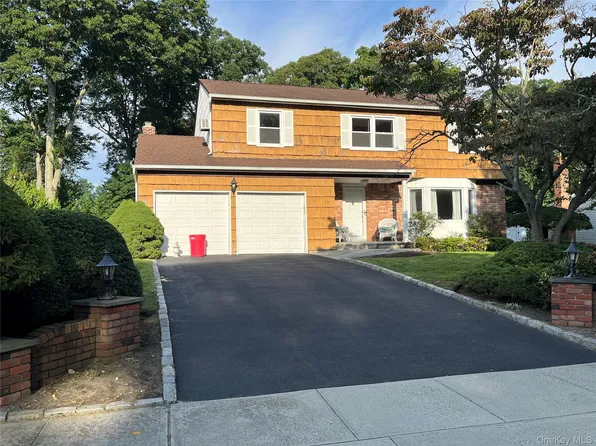 14 Format Lane, Smithtown, NY 11787