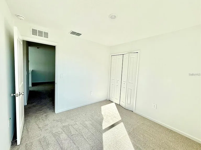 3783 NE 30th Ter — Photo 25