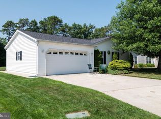 25 Knollwood Dr, Mays Landing, NJ 08330