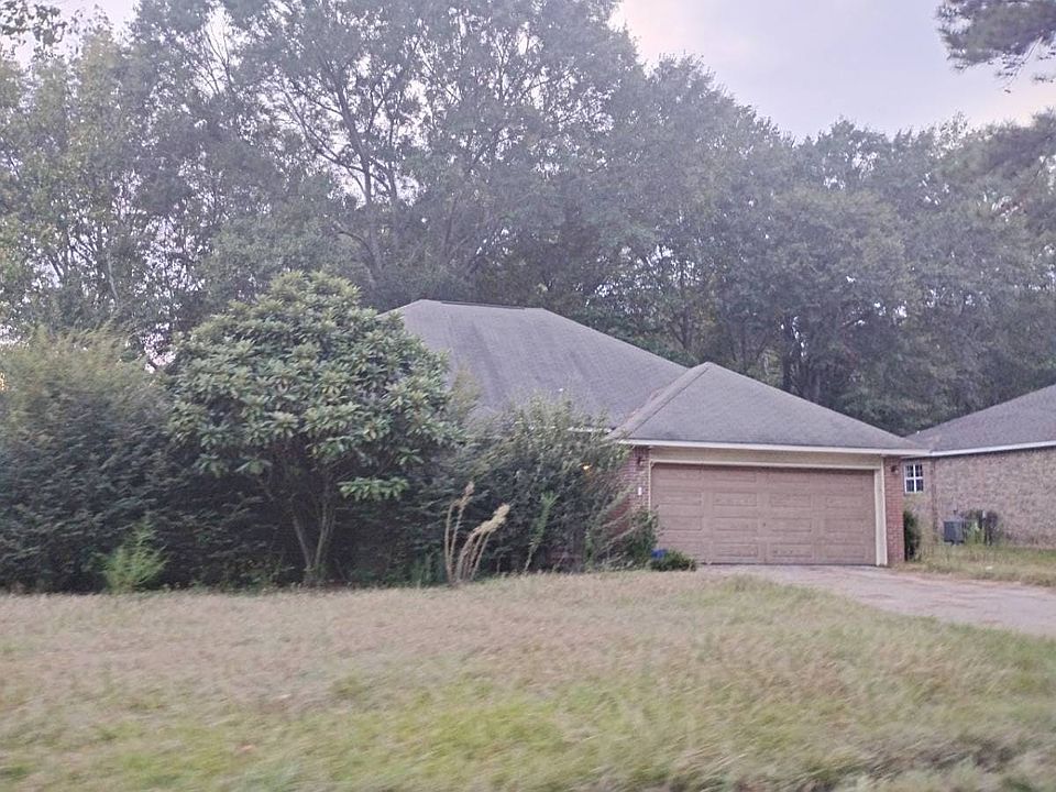1st image of 29 Hickory Holw