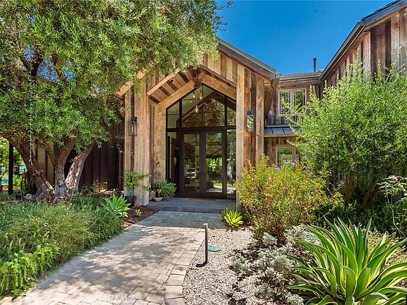 2nd image of 5207 Saddle Creek Rd