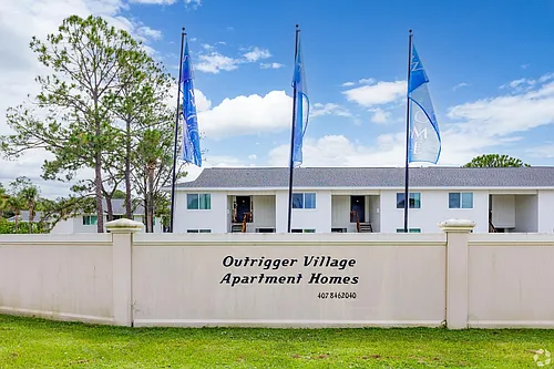 Outrigger Village Photo 1