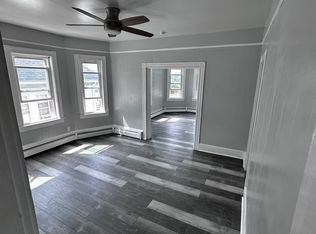 100 Union St FLOOR 2, North Andover, MA 01845