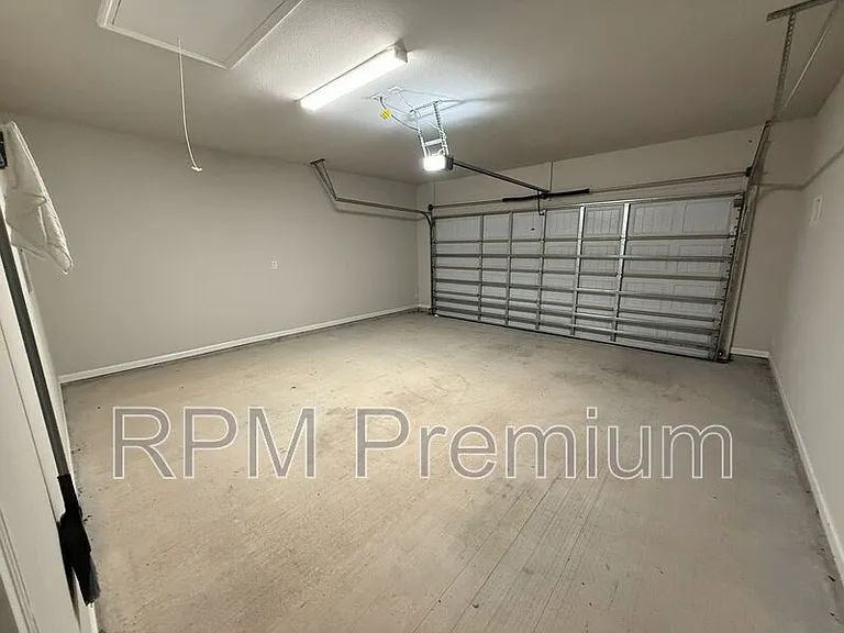 39500 Ridgeland Dr — Photo 20