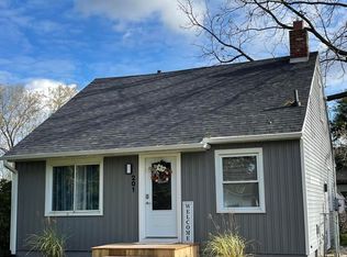 201 Alger St, Lansing, MI 48917