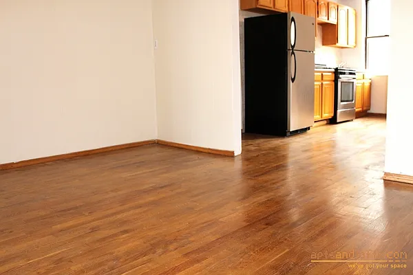 Rented by aptsandlofts.com | media 7