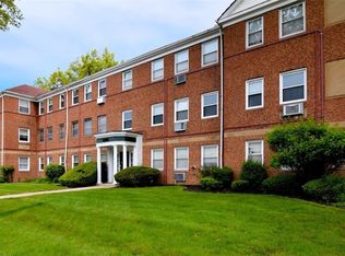 13765 Cedar Rd APT 306A, South Euclid, OH 44118
