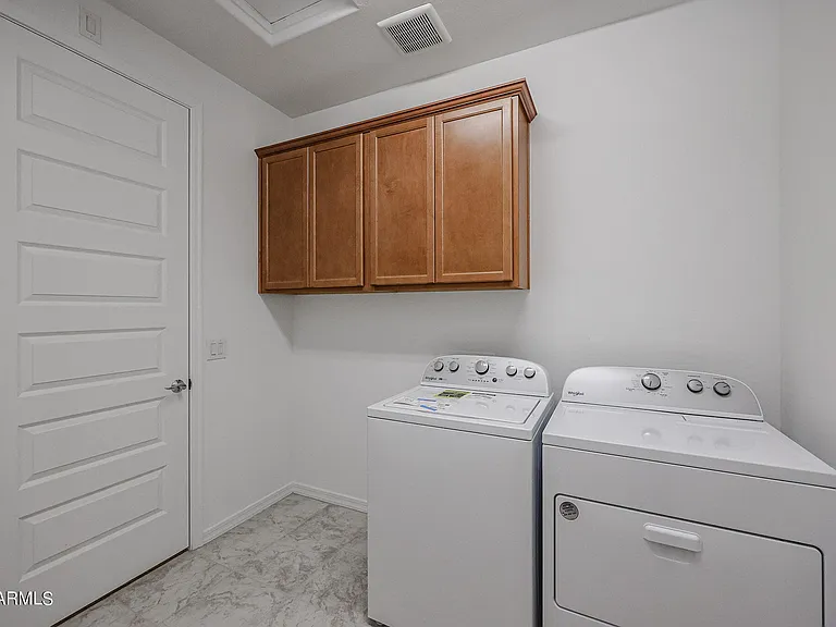 8752 W Medlock Dr — Photo 47