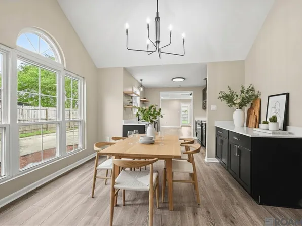 7367 Cherrydale Dr, Denham Springs, LA 70706