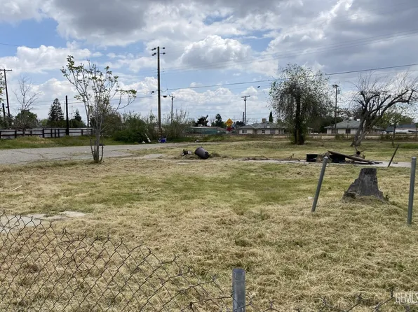 301 Decatur St, Bakersfield, CA 93308