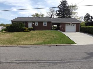 1009 Roosevelt St, Conway, PA 15027