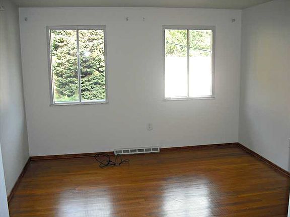 5th image of 207 Karen Dr