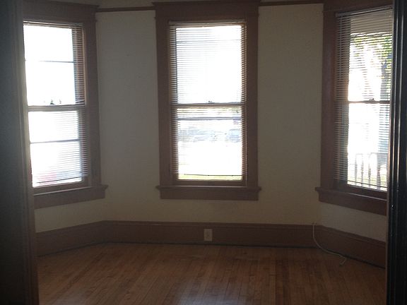2nd image of 2506 N Bartlett Ave