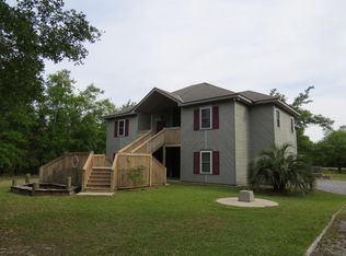 2205 Washington St, Bay Saint Louis, MS 39520