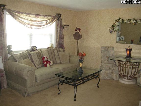 3rd image of 3920 Brendan Ln Unit 614