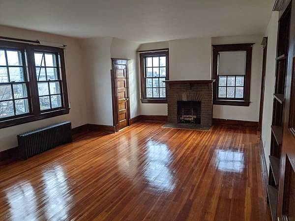1st image of 149 Park Ave Floor 2