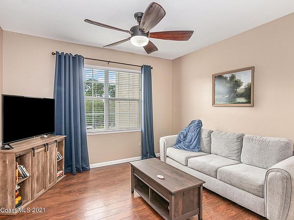 4th image of 5683 Star Rush Dr APT 205