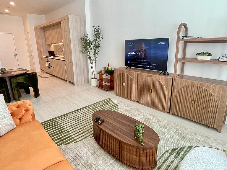 77 SE 5th St #511 — Photo 2
